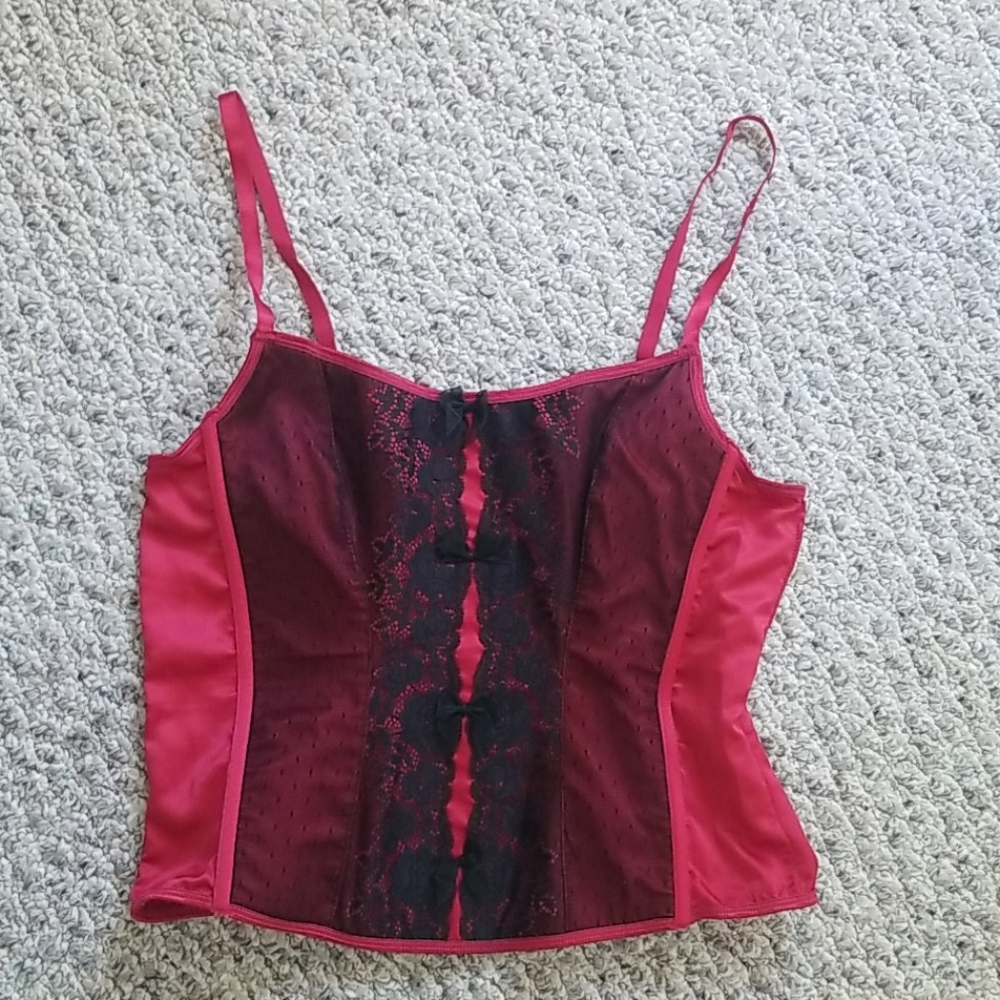 Corset. Red & black lace. Lingerie